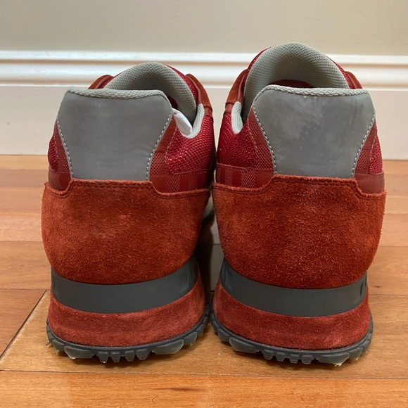 Authentic Louis Vuitton Sneakers - Picture 3 of 6